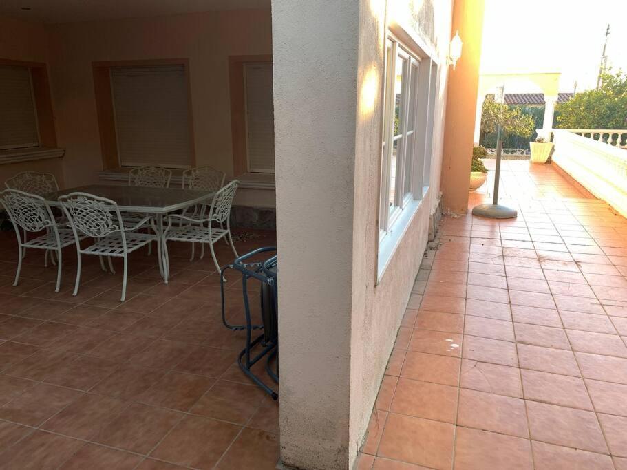 Villa Leo Con Vistas Al Mar Y Piscina Privada Roses Exterior photo