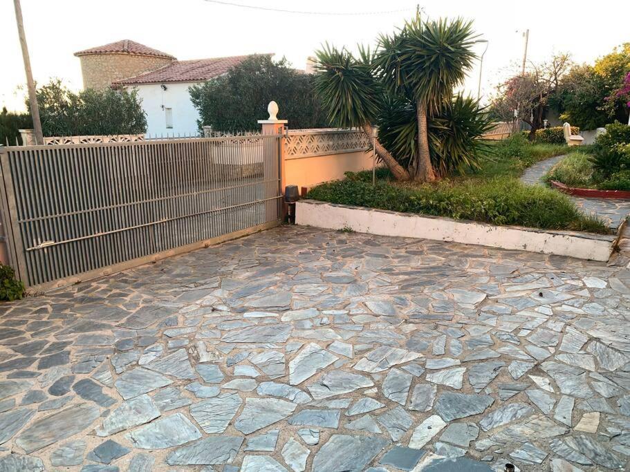Villa Leo Con Vistas Al Mar Y Piscina Privada Roses Exterior photo